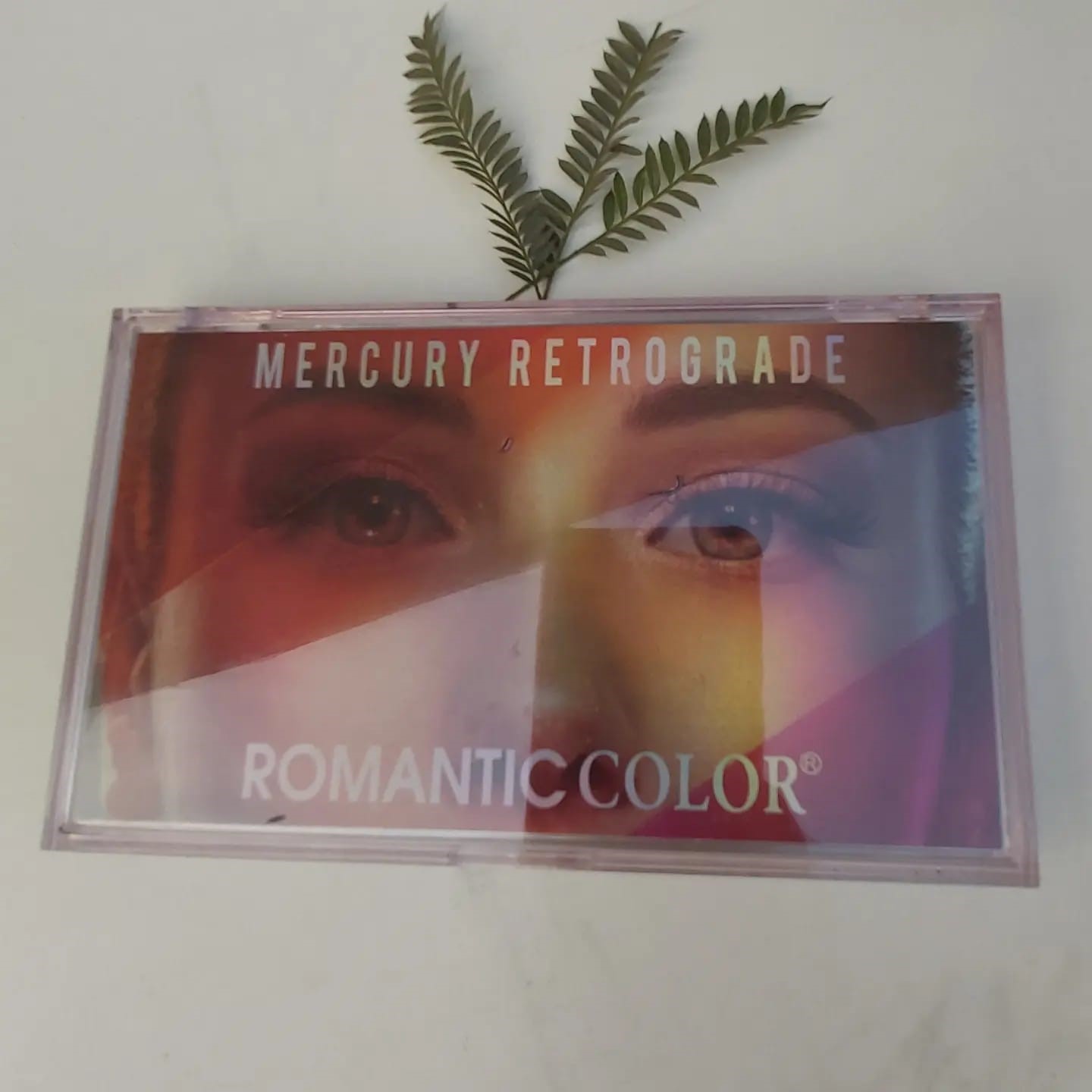 204 Romantic Color Eye Shadow Palette 3 in 1 Set B - Image 1